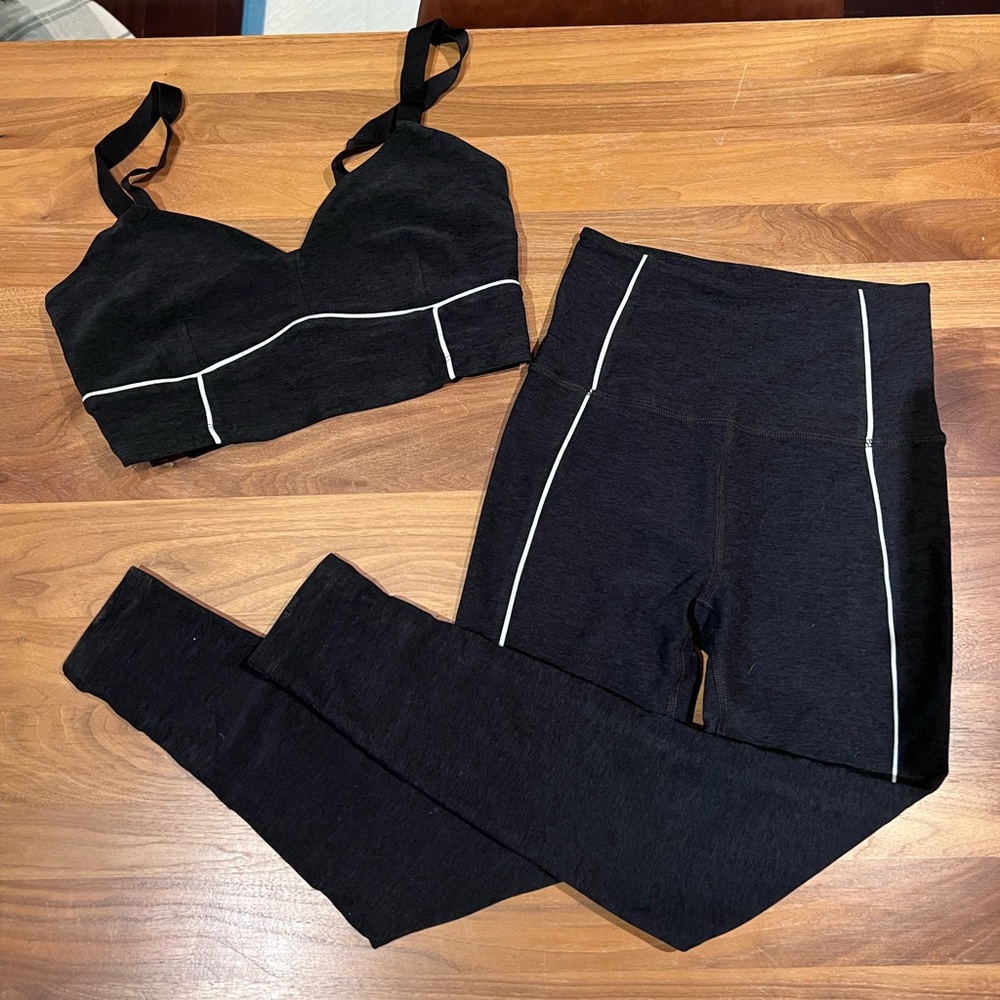 Beyond Yoga Leggings NEVER WORN! Top Sold Separately